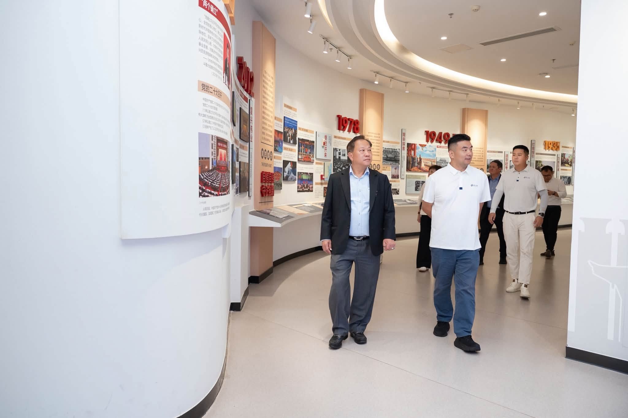 八邑会馆走访泸州老窖-搭建中新酒业合作桥梁07